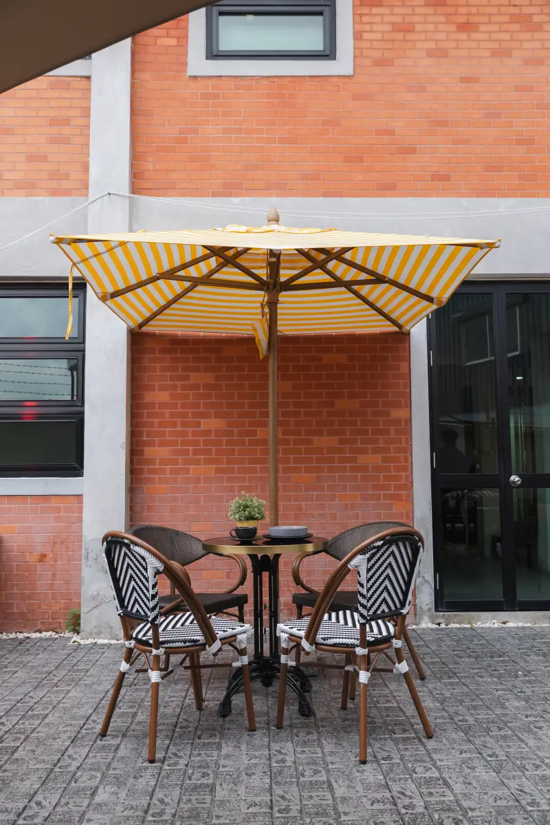 โต๊ะ นั่งเล่น Woven Bistro Round Table - Image 9