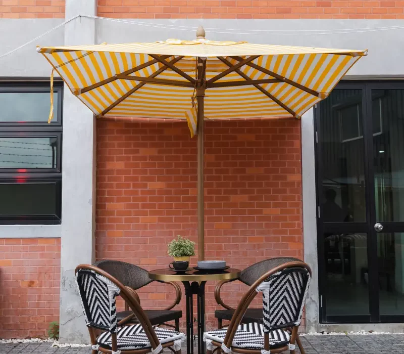 Woven Bistro Collection set - 04